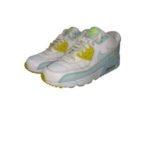 NIKE Air Max 90 Leather Size 7Y Athletic Shoes
